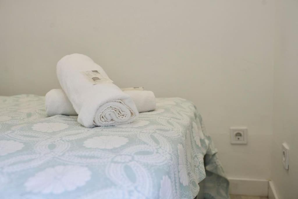 So Simply Ribeira Apartment Porto Exterior photo